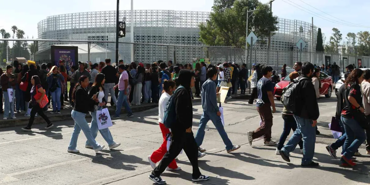 Hoy y mañana martes miles de jóvenes se inscriben para las prepas BUAP