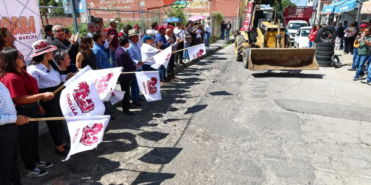 Tonantzin Fernández cumple con más acciones de obra pública en San Pedro Cholula