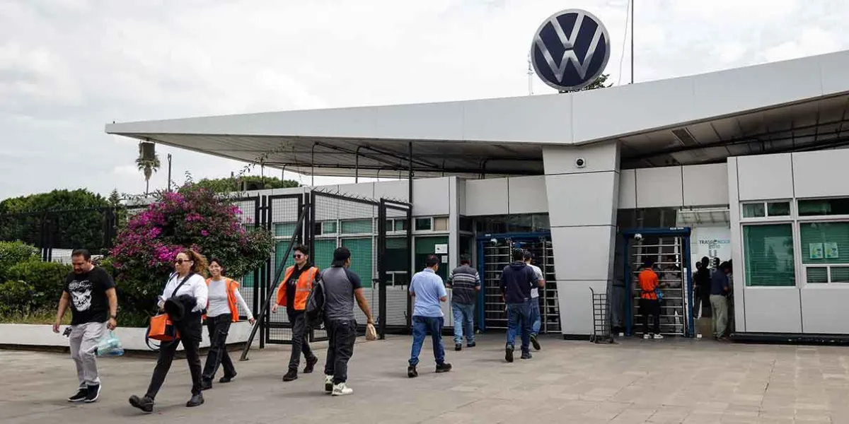 Volkswagen propone aumento global de 10.04%