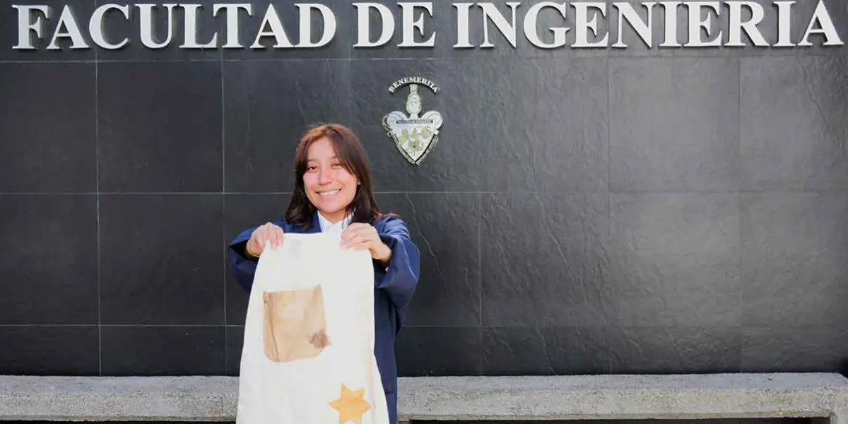 Estudiante de la BUAP crea bioplástico textil con residuos de café