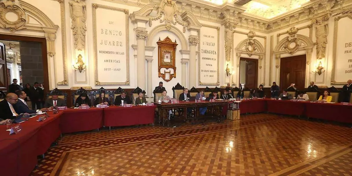 Es inconstitucional reducir el número de regidores en Puebla capital: Tepjf