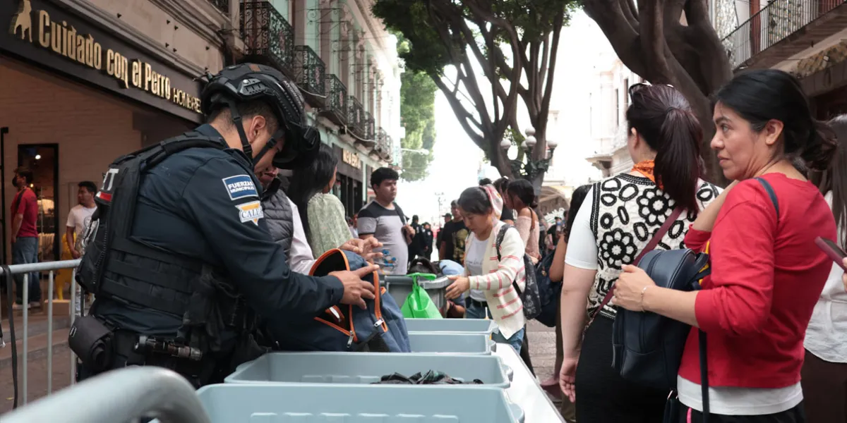 Zócalo de Puebla tendrá arcos detectores y filtros durante el Grito