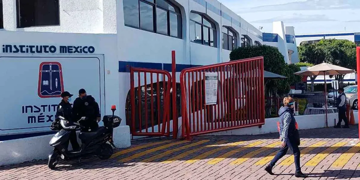 Docentes del IMEX Cholula piden intervención de SEP por conflictos
