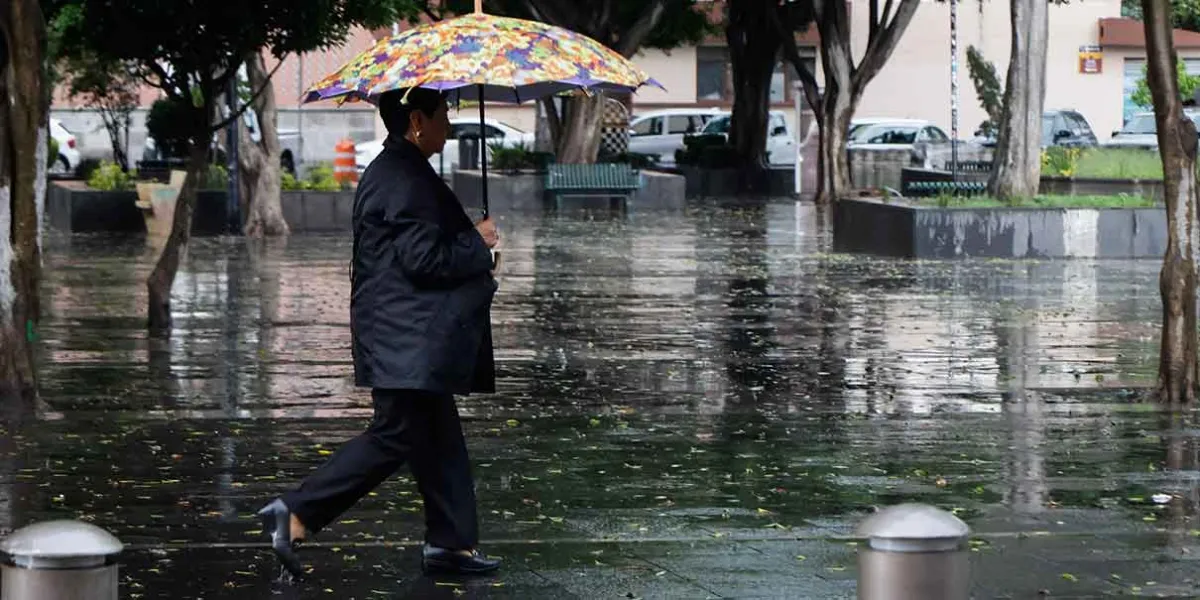 Lluvias afectan 16 escuelas de Puebla; SEP mantiene vigilancia