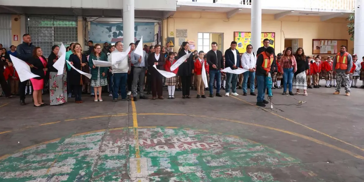 Ariadna Ayala, presidenta de Atlixco, sigue cumpliendo con la educación de la niñez