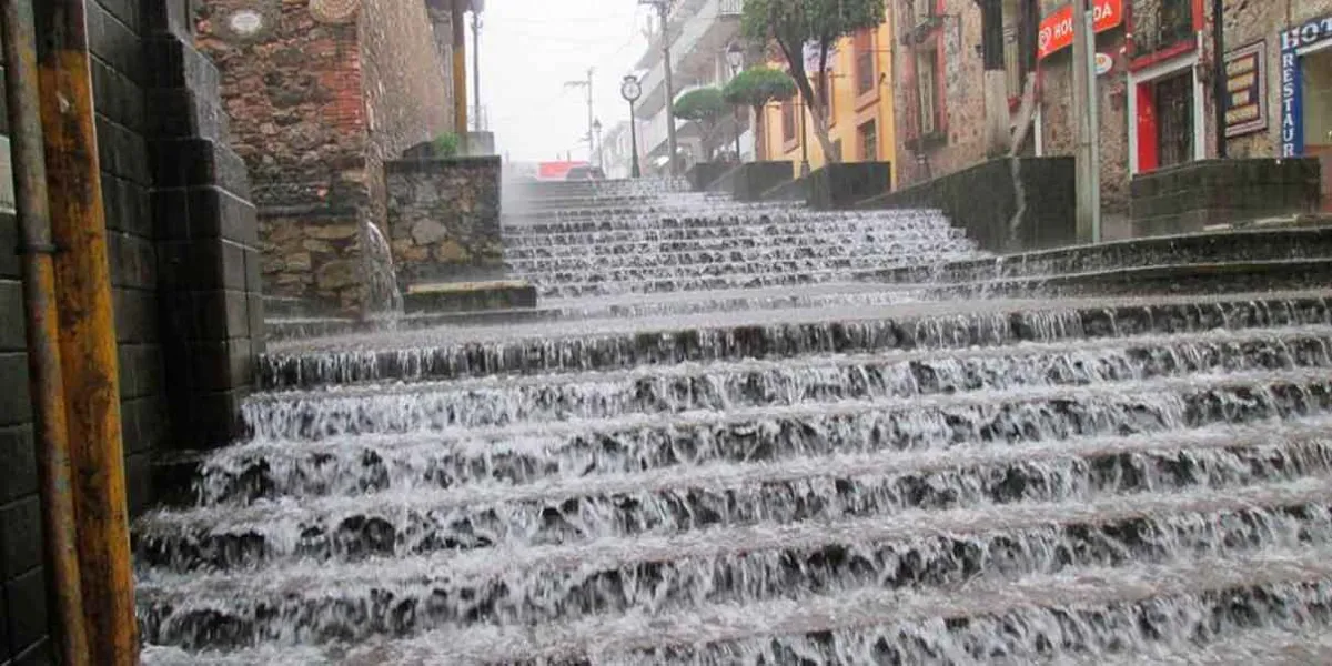 Prevención, clave para salvar vidas durante temporada de lluvias en Huauchinango