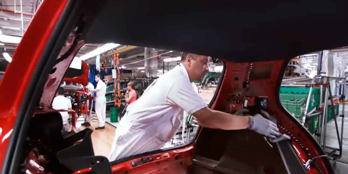 Trabajadores de VW rechazan propuesta de incremento salarial 