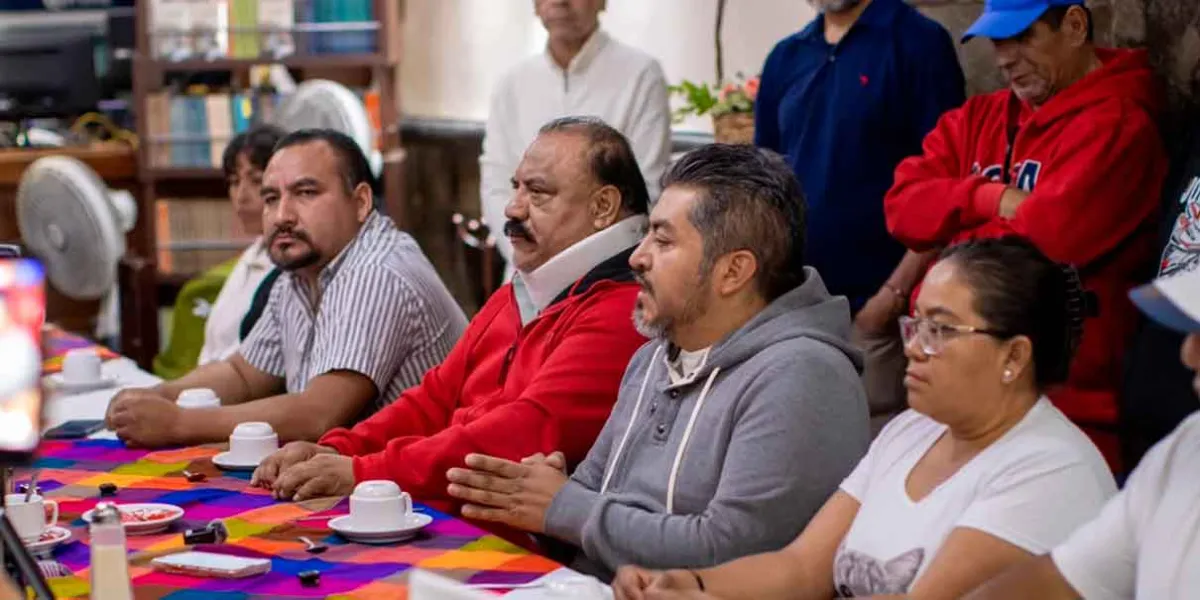 Antorcha amenaza con bloquear la México-Puebla por disputa en tianguis