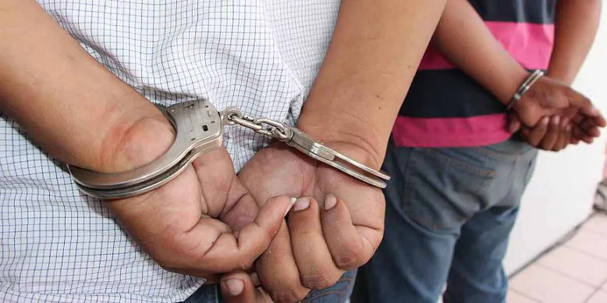 Detienen a dos por presunto secuestro de comerciante cerca de la CAPU