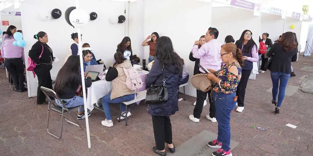 Puebla recupera 3 mil 139 empleos, pero industria pierde mil 686 plazas
