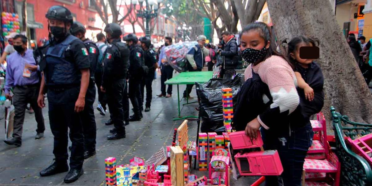 Ambulantes en Centro Histórico de Puebla