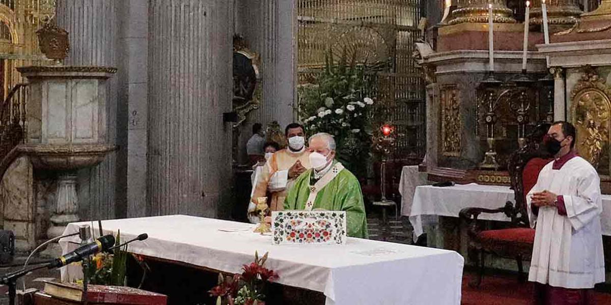 Ya que acabe esto, pedimos un milagro, clamó arzobispo de Puebla