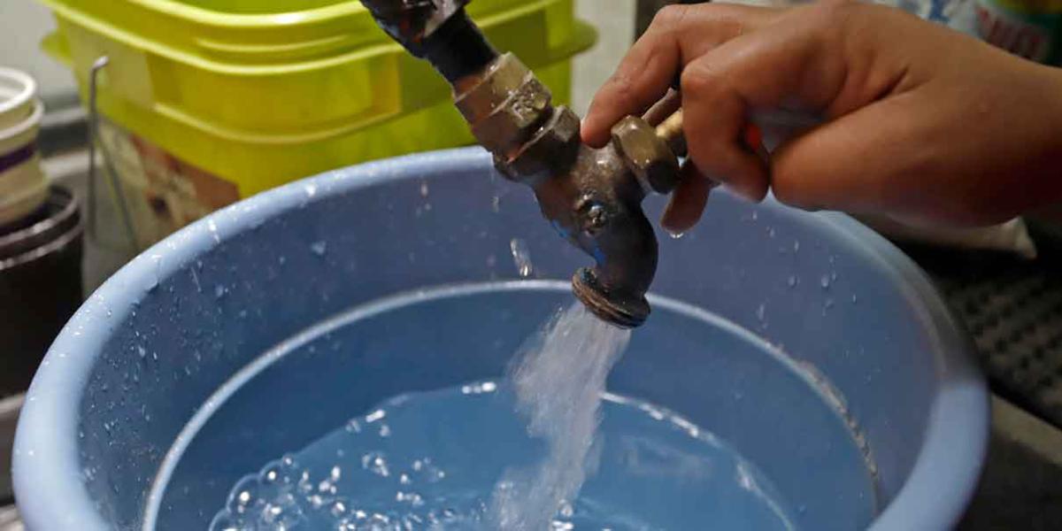 Sobre el servicio de agua en el municipio de Puebla vienen noticias fuertes: Barbosa