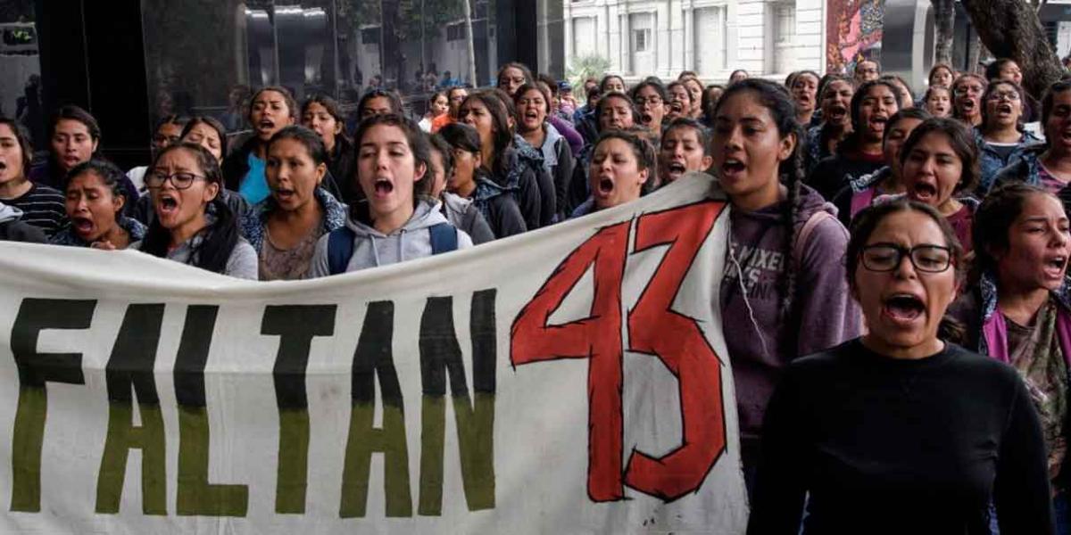 Obrador: Gertz Manero no obstruye, colabora en el caso Ayotzinapa