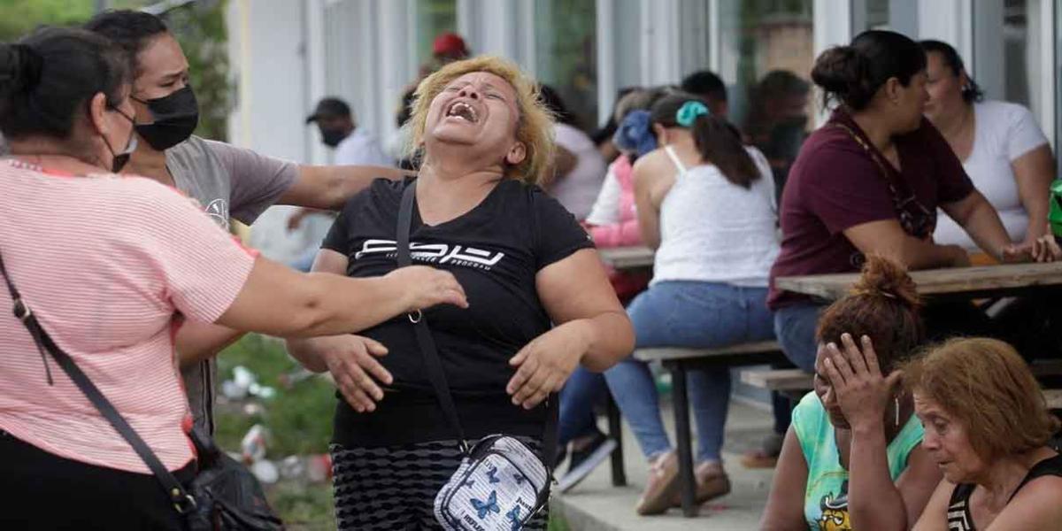 Mueren más de 40 reclusas CALCINAD4S Y TIROTEAD4S dentro de una cárcel de Honduras