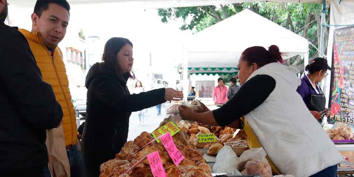 Disfruta en El Carmen la Feria de la Hojaldra, desde la tradicional a la gourmet