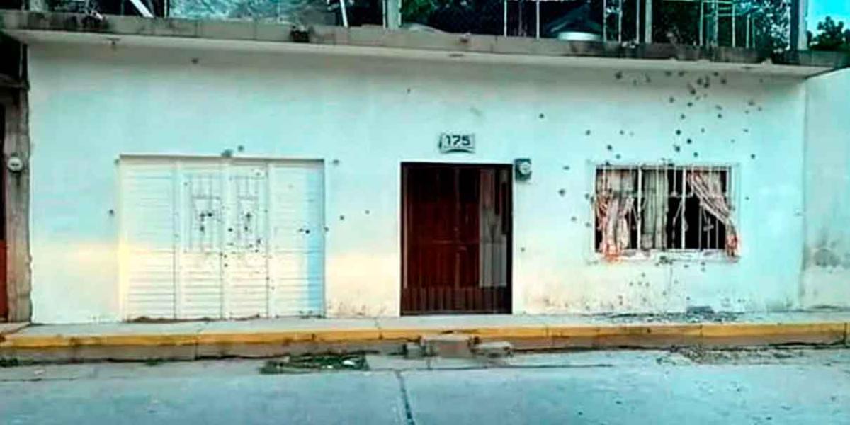 Enfrentamiento entre grupos delincuenciales dañan casas en Villa Corzo, Chiapas