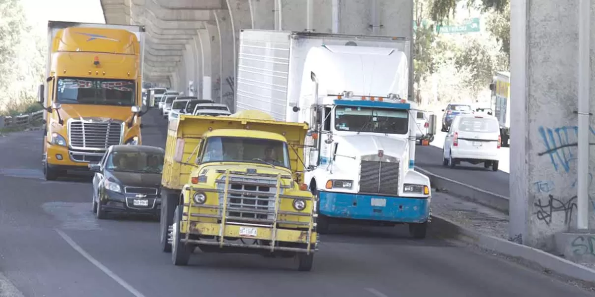 Disminución mínima del 2% el robo a transporte de carga, según Sesnsp