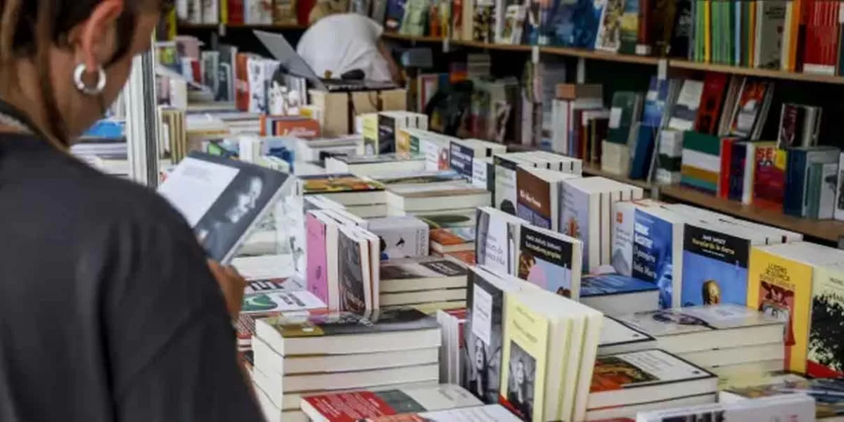 Talleres y recorridos escolares en la Fiesta del libro 2024