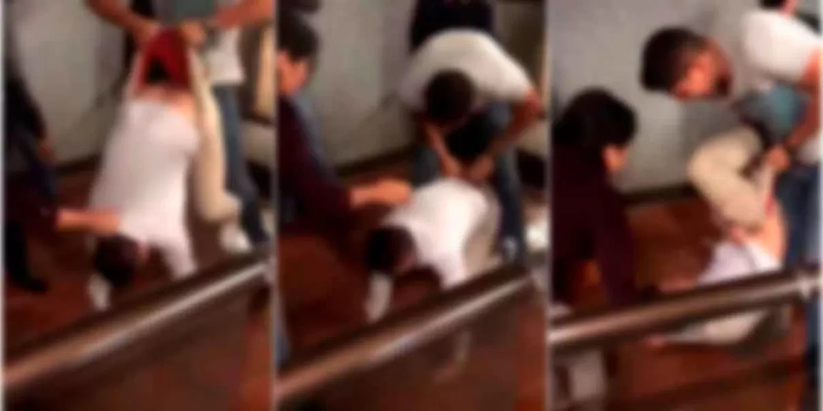 VIDEO. En el Metro de la CdMx, usuarios aplican “calzón chino” a sujeto que les robó