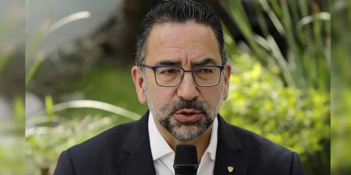 “Ni la TAPO”: Javier Lozano visita el AIFA y lanza duras críticas