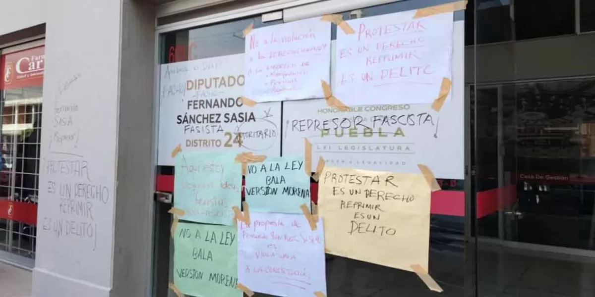 Habitantes de Tehuacán se manifiestan en contra de la Ley Bala versión Morena
