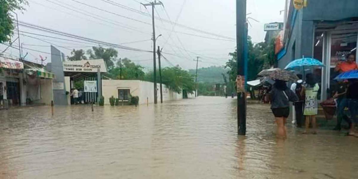 Sierra Norte de Puebla con deslaves e inundaciones por intensas lluvias