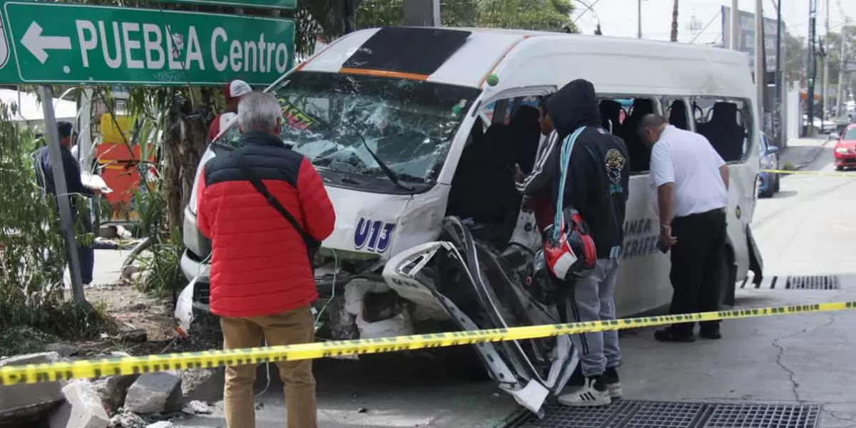 7 heridos en bulevar Valsequillo; se estrelló motociclista, camioneta y RUTA PERIFÉRICO