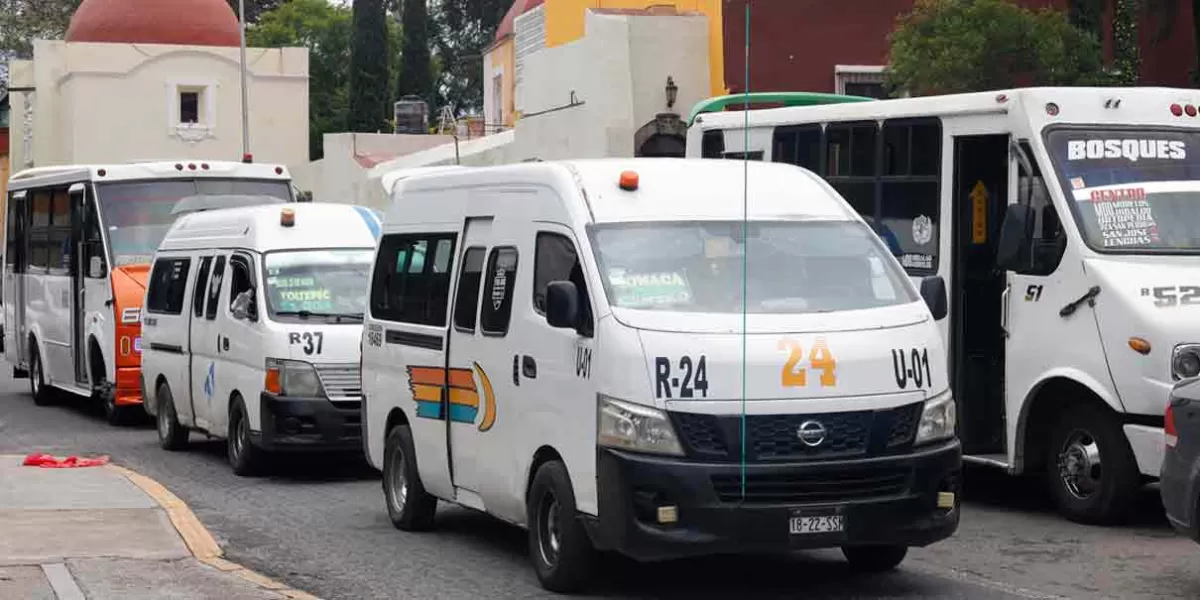 Robos y asaltos, el pan de cada día en el transporte público de Puebla 