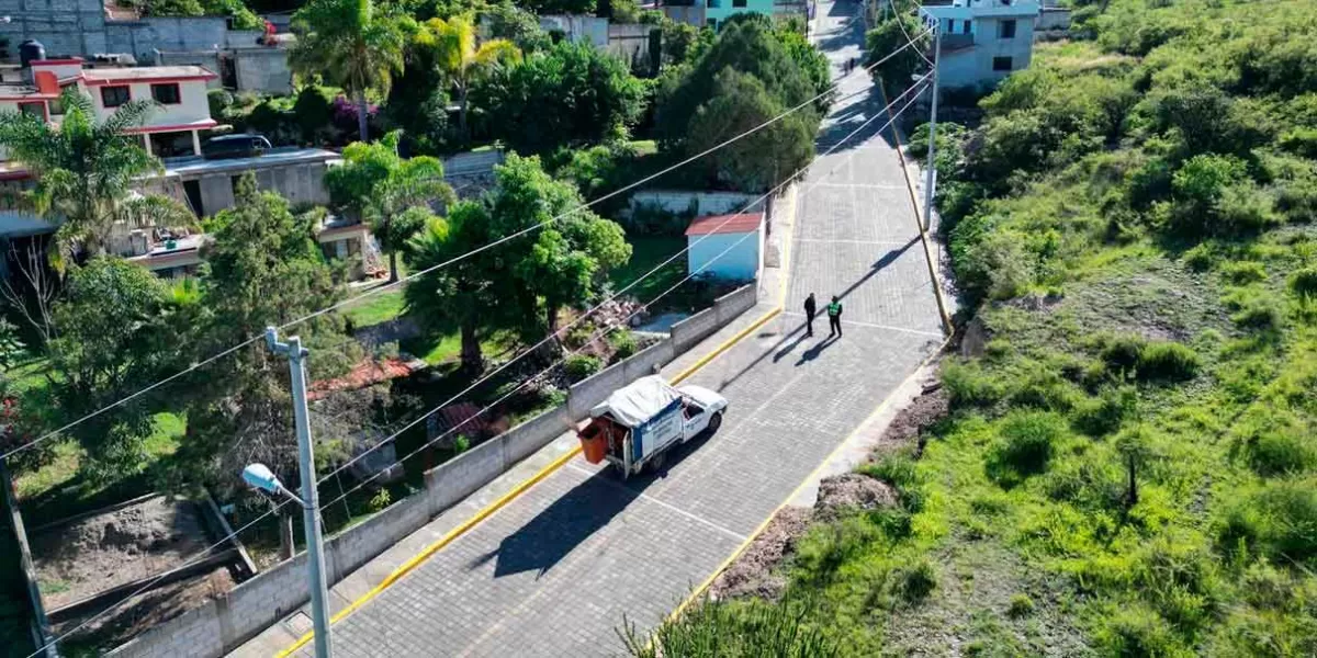 Ayuntamiento de Puebla inaugura calles y avanza construcción en Zacachimalpa