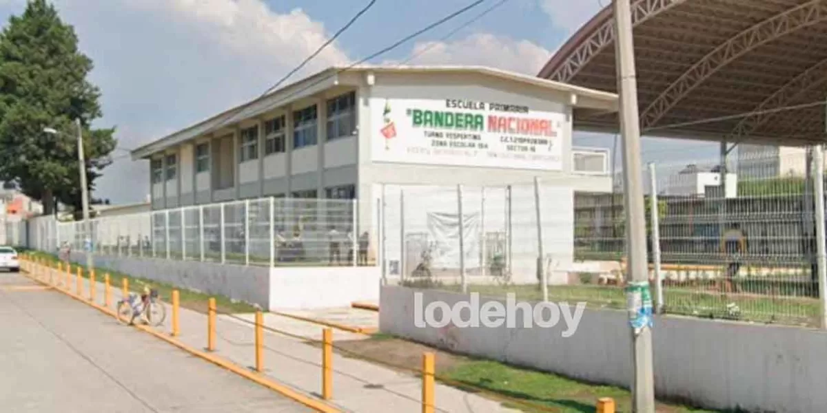 Ladrones asaltan a padres de familia en Texmelucan y se llevan cuotas escolares