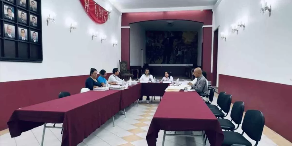 Otorgan pensiones a ex burócratas del Ayuntamiento de Atlixco