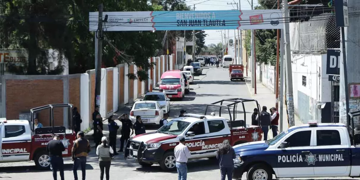 Habitantes de Cholula tratan de matar al conserje de primaria por denuncias de abuso