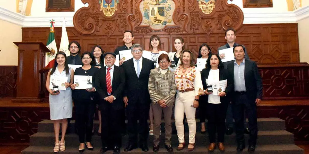 La BUAP reconoce a las mejores tesis de posgrado 2024