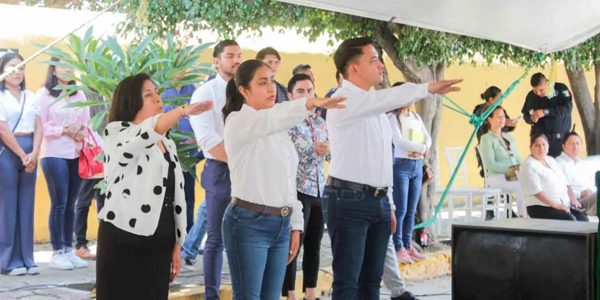 Sánchez Martiñón rinde protesta como presidente de Tepeojuma