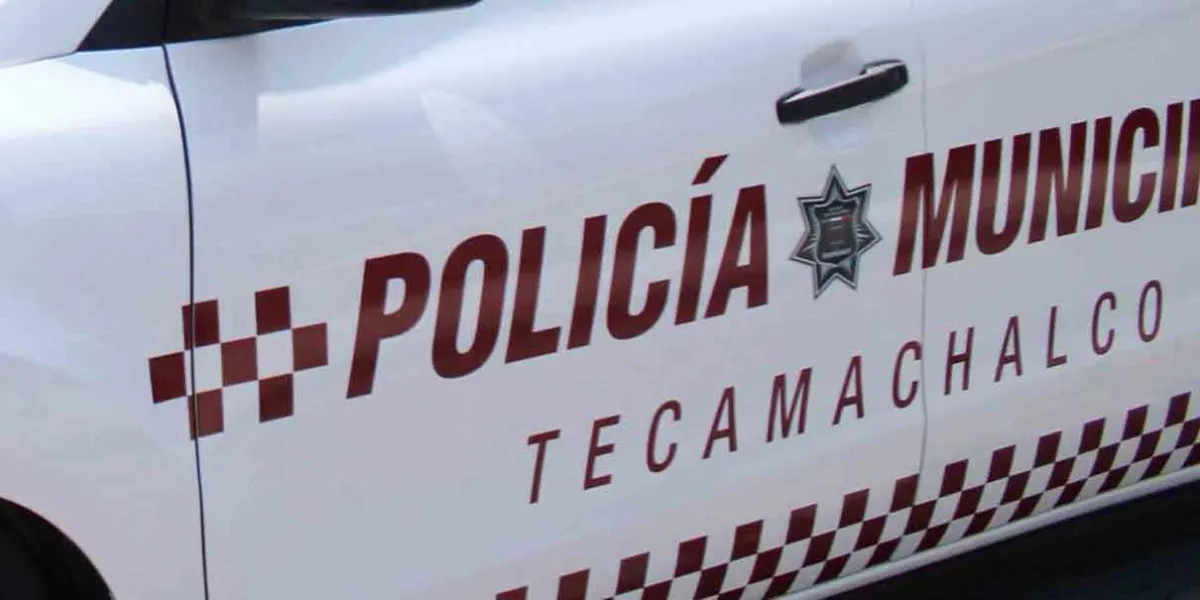 A punta de pistola asaltan a maestra en Tecamachalco