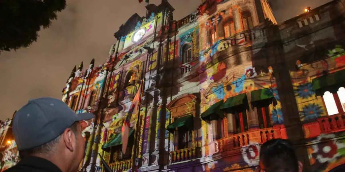 Puebla vive un mágico Día de Muertos con video mapping