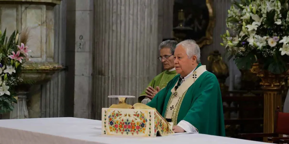 Víctor Sánchez Espinosa pide por las víctimas de violencia en Puebla