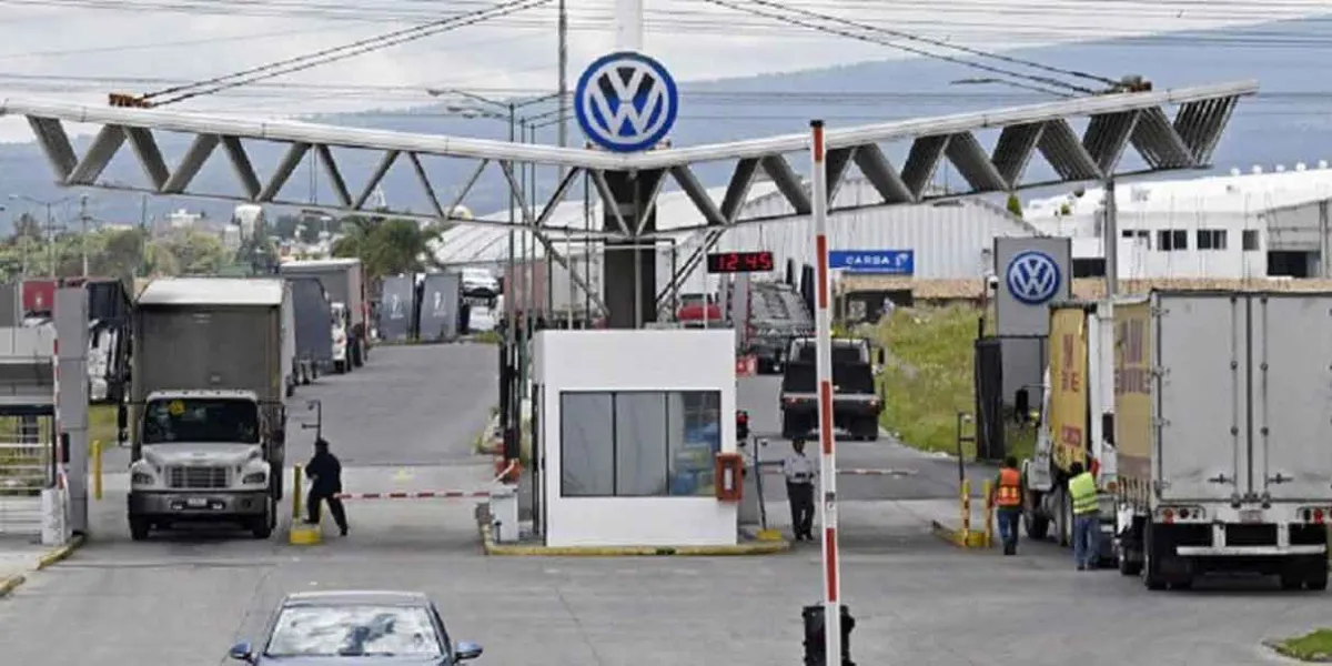 A paro 3 mil trabajadores de proveedoras de Volkswagen