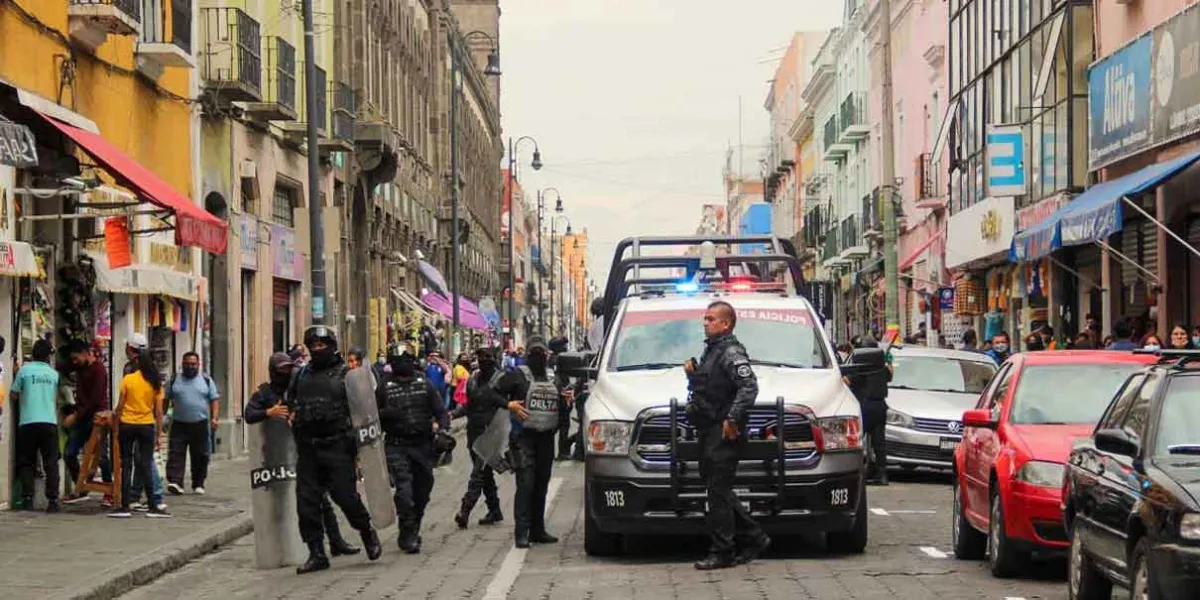 Por pelea de ambulantes, los policías podrían volver al Centro Histórico