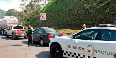 Carambola cerró la autopista México-Tuxpan; 7 autos se estrellaron 