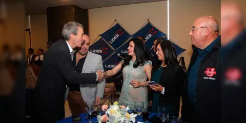 Pepe Chedraui se reúne con empresarios del Consejo Directivo de Coparmex Puebla