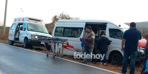 Dos heridos deja choque sobre carretera hacia San Salvador El Seco