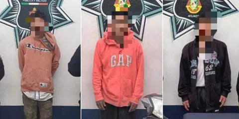 Caen tres ladrones de motocicletas en Atlixco