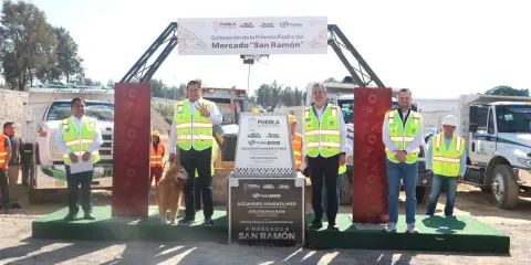 Aplicó Gobierno de la Ciudad un intenso plan de iluminación los primeros 100 días 