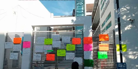 Estudiantes de Medicina de la BUAP exigen solución a reducción de plazas para prácticas