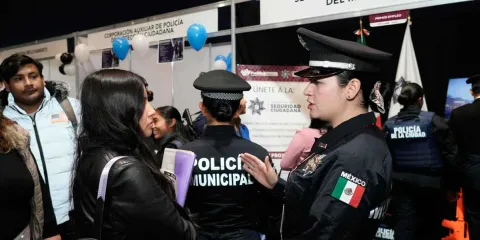 Con éxito, el Gobierno de la Ciudad llevó a cabo la 1ra Feria de Empleo en la capital