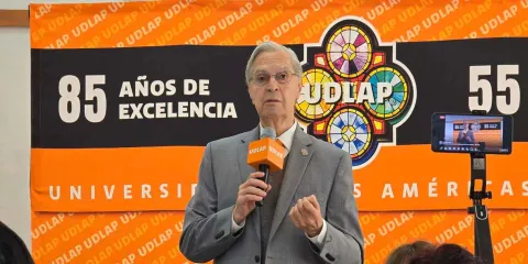 Derbez elogia a Sheinbaum al responder a Trump, pero debe difundir su PLAN