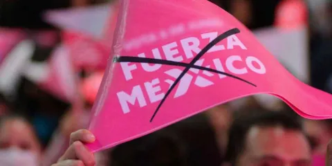 Sí quieren, pero no dejan participar a mujeres en política, dice FxM