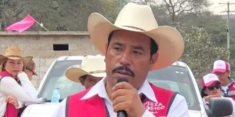 Juan Lira Maldonado deja elección en Chignahuapan por motivos de salud
